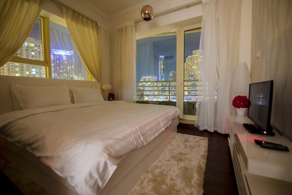 Superior - Manchester Tower Apartment